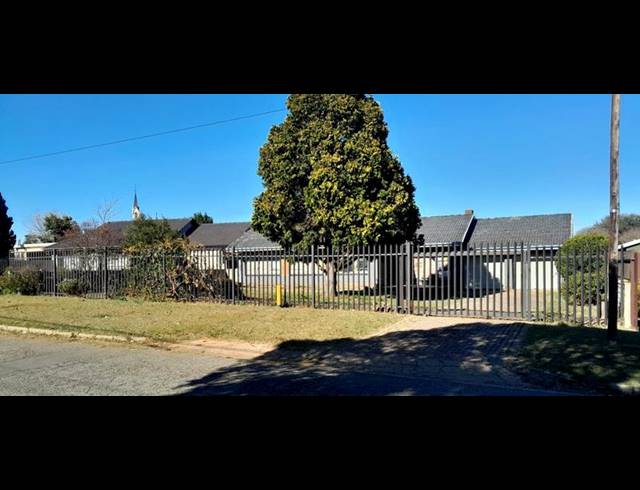 3 BEDROOM HOUSE FOR SALE IN WITPOORTJIE